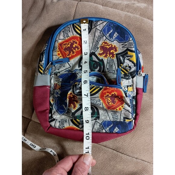 Harry Potter House Branded Hogwarts Lunchbox Slytherin Ravenclaw Hufflepuff Grif - Picture 10 of 11